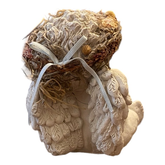 Dreamsicle cherub with teddy bear 4” tall x 3.5” wide. Excellent condition 1993 - Picture 4 of 6